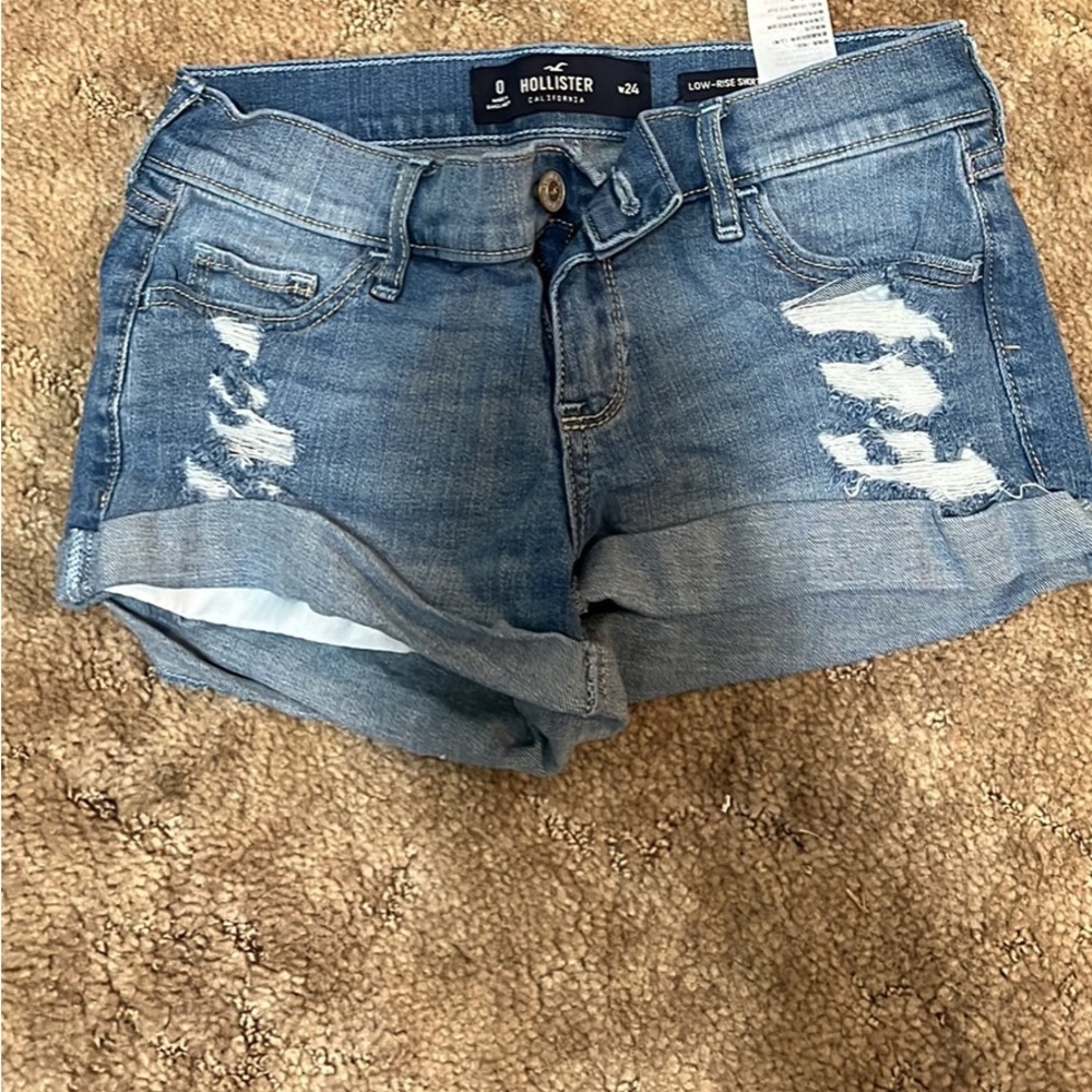 Hollister Distressed Short